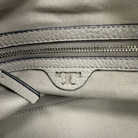 Tory Burch Gemini Grey Handbag - Picture 5 of 8